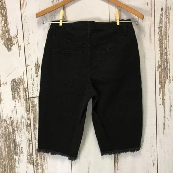 Wild Fable Black High Rise 11'' Inseam Denim Shorts - Picture 2 of 6